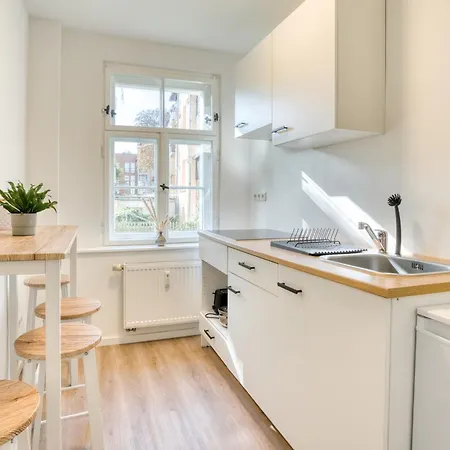 Homy I Moderner Retrocharme Wlan & Netflix Διαμέρισμα